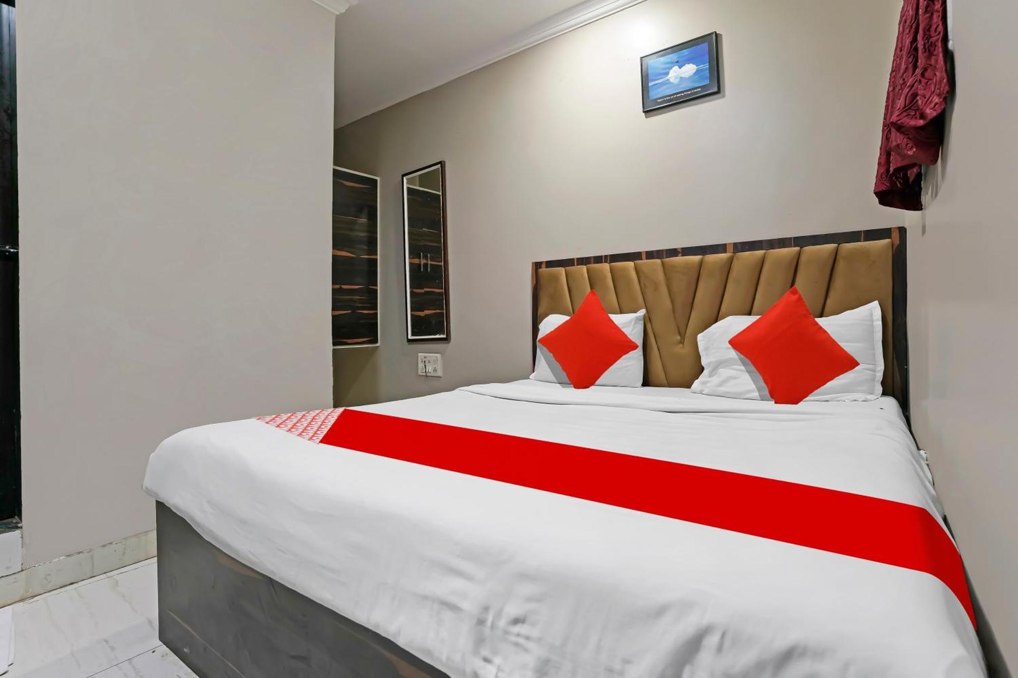 Super Hotel O Homestay Andheri East Bombaj Zewnętrze zdjęcie