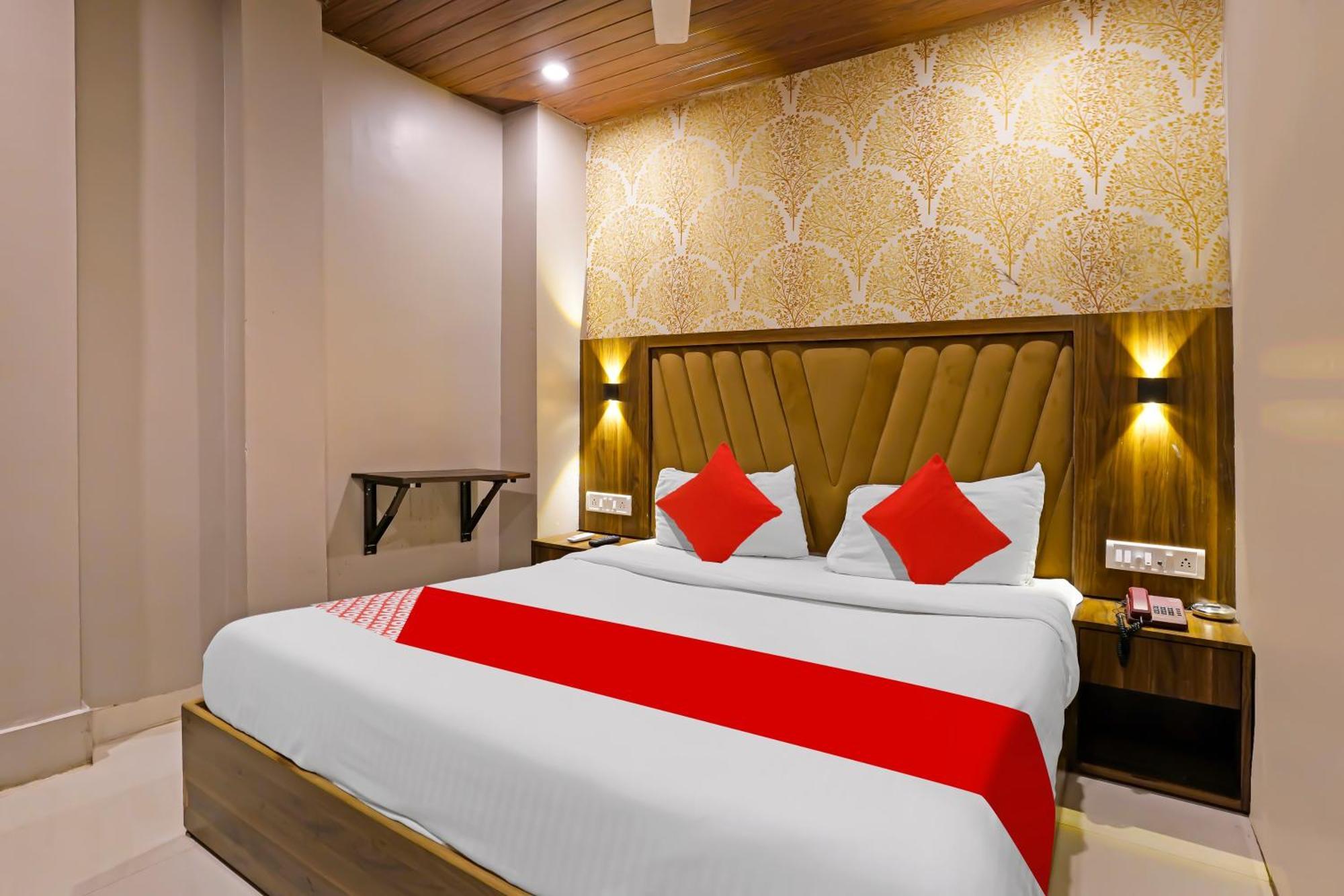 Super Hotel O Homestay Andheri East Bombaj Zewnętrze zdjęcie