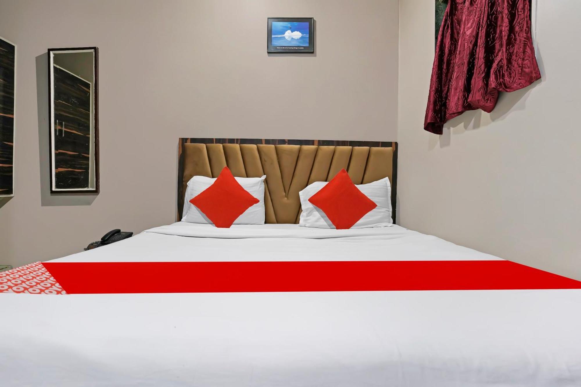 Super Hotel O Homestay Andheri East Bombaj Zewnętrze zdjęcie